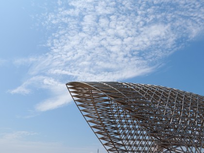 把能源优势转换为经济优势——新疆全力加强输变电工程建设